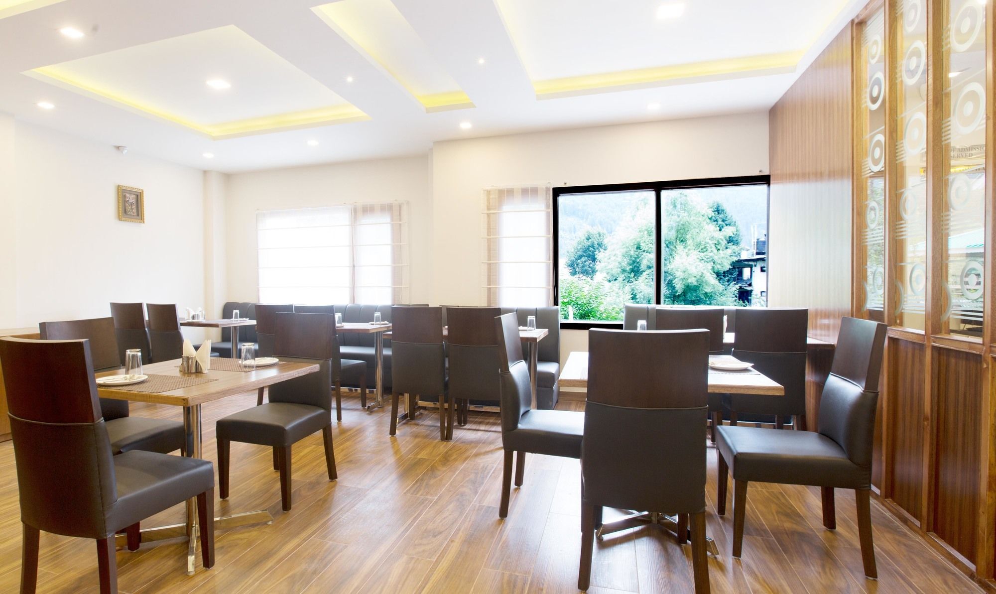 Готель Treebo Sc Residency Manali Екстер'єр фото